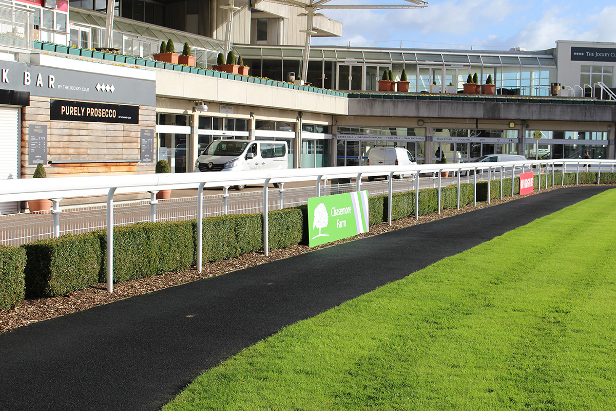 Featured image for “Chasemore Farm continues as Official Partner of Sandown Park Racecourse for 2022/2023”